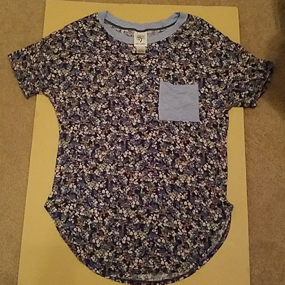 Colorful flower t-shirt